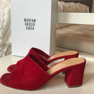 Maryam Nassir Zadeh Mar Mules